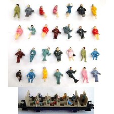 Figuren sitzende Reisende